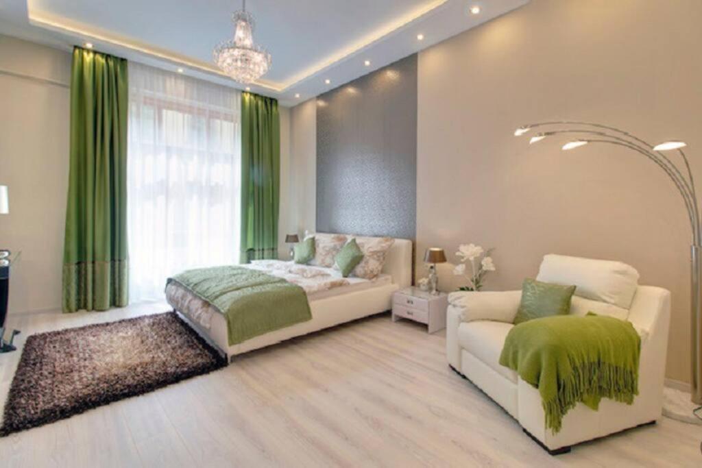 Super Central Apartment Budapest Eksteriør billede